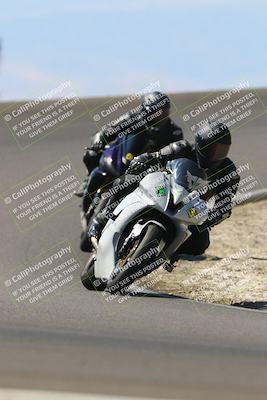media/Sep-21-2025-TrackDaz (Sun) [[277c75b276]]/C Group/1240pm (Turn 2)/